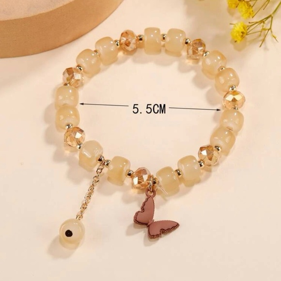 Beautiful Butterfly Charm Beaded Bracelet *NEW* - Picture 4 of 4